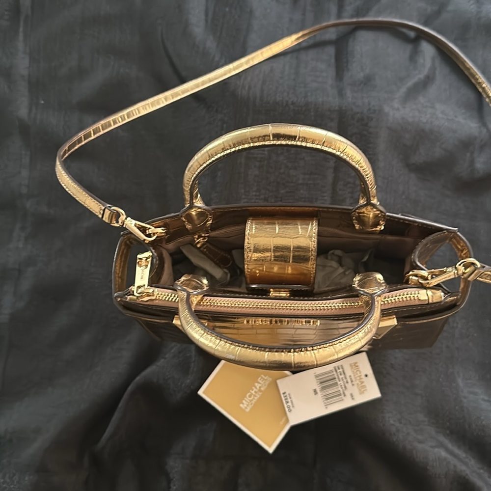 Women’s Handbag - Picture 5 of 10